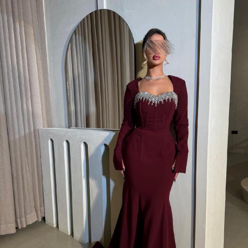 فستان سهره باربي بأكمام وتطريز فاخر