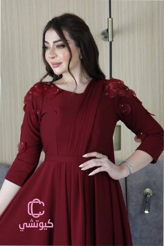 فستان عودي أحمر خمري بأكمام راقية من كيوتشي - CUTE...