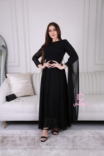فستان أسود شيفون أنيق بأكمام واسعة