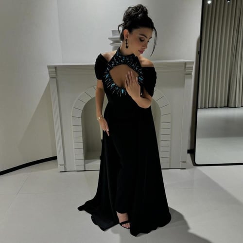 فستان كريب استرتش ليكرا مطرز من كيوتشي CUTECCI