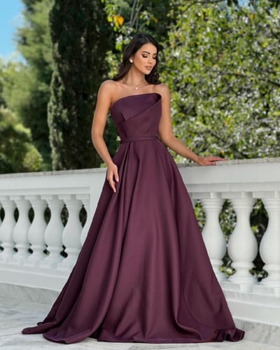 فستان عودي غامق تفته كوري من كيوتشي