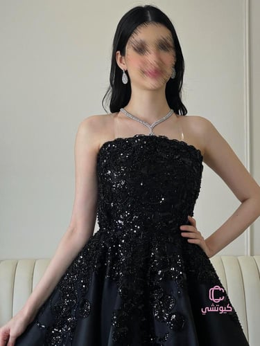 فستان سهرة اسود بتفاصيل رهيبة | Cutecci