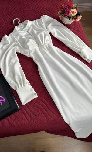 فستان سهرة كريب كم طويل – فستان أبيض أنيق للمناسبا...