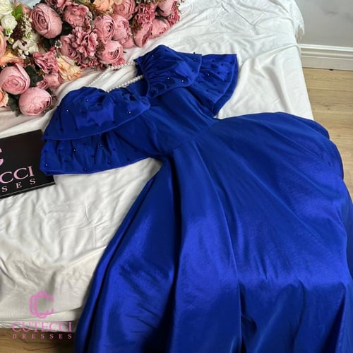 فستان سهرة نيلي شانتون بتطريز كريستال