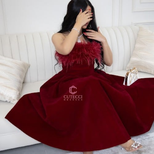 فستان عنابي شتوي شموه بصدر ريش – CUTECCI