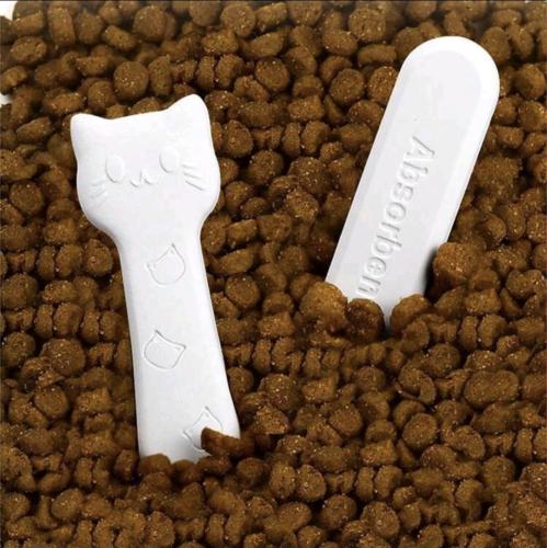 4 قطع من مواد ماصة للرطوبة على شكل قطط