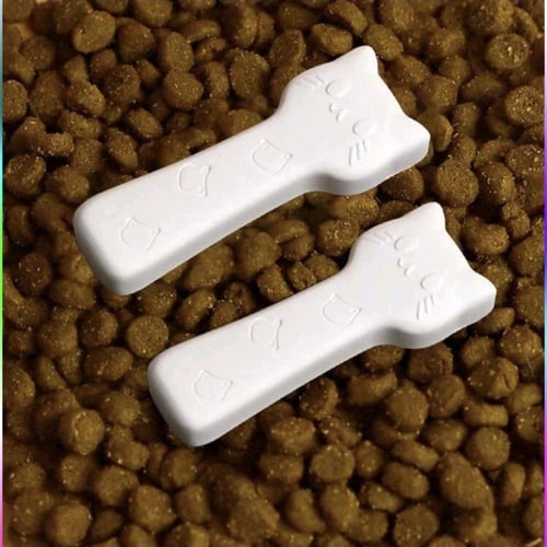 4 قطع من مواد ماصة للرطوبة على شكل قطط