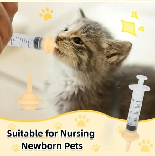 حقنتين مع 8 شفاط صغير لتغذية الحيوانات الصغيرة