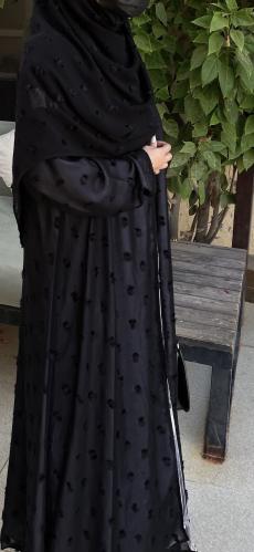 عباية لف من الشيفون الأسود مع طرحه