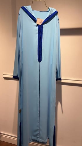 جلابيه تطريز سماوي وأزرق