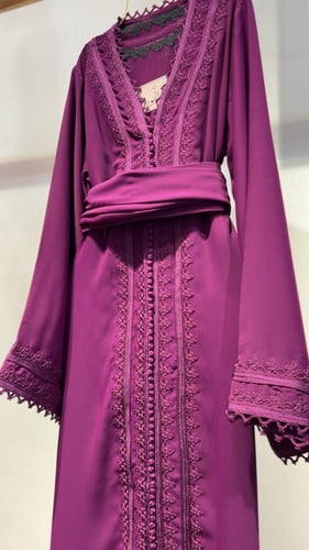 قفطان ناعم توت