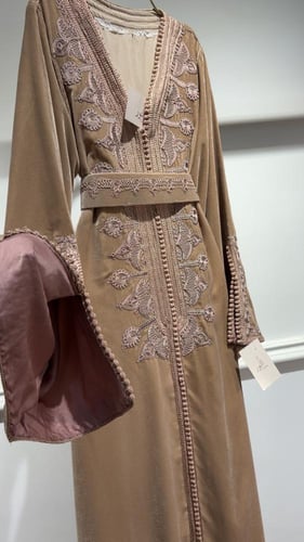 قفطان مخمل تطريز