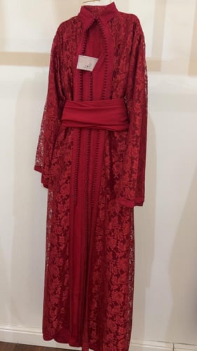 قفطان دانتيل