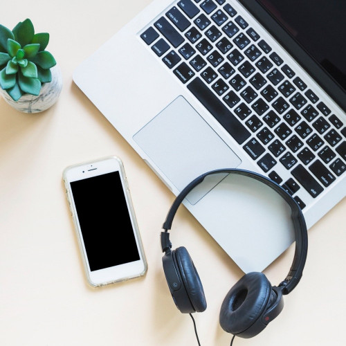 سماعة راس مع مايكروفون