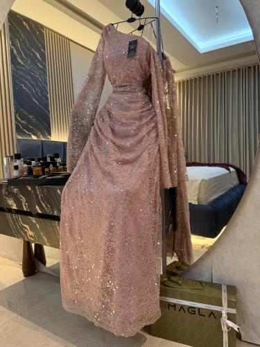 فستان ميرفت