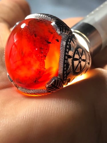 خاتم فضه بحجر العقيق اليماني صياغه بحرينيه (غلام)