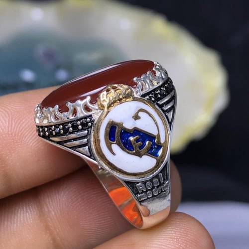 خاتم فضه بحجر عقيق يماني احمر منقوش بشعار ريال مدر...