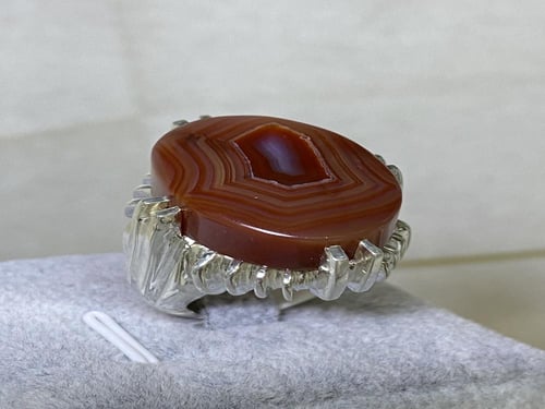 خاتم فضه بحجر العقيق اليماني الأحمر المميز صياغة ح...