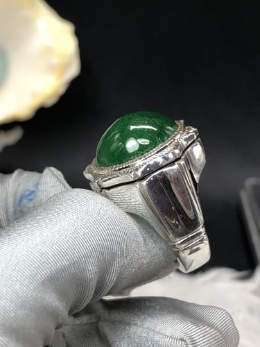 خاتم فضه بحجر الجاد البورمي