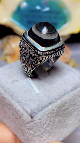خاتم فضه بحجر بقراني يماني صياغة برتاش عارف عيار 9...