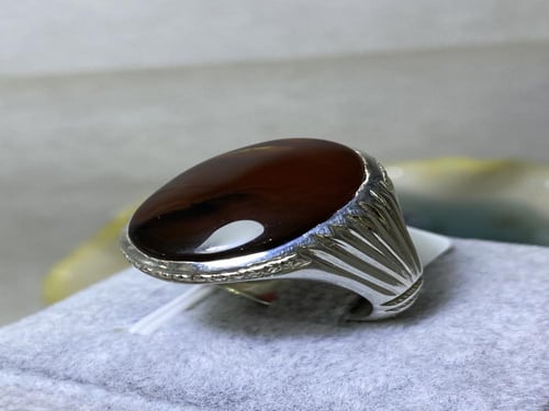 خاتم فضه بحجر العقيق اليماني الكرزي بختم الرفاعي