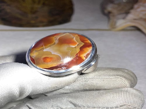 خاتم فضه بحجر العقيق اليماني زعفراني مميز جدا (فل...