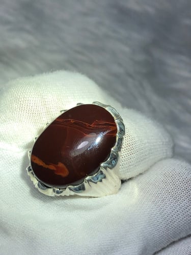 خاتم فضه بحجر العقيق اليماني المزعفر