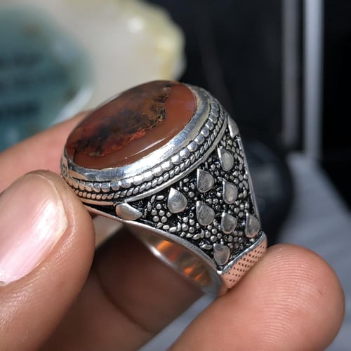 خاتم فضه بحجر العقيق اليماني المصور الشجري صياغة ي...