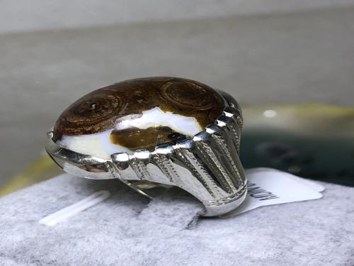 خاتم فضه بحجر داودي صياغة خاصة بختم الر فاعي