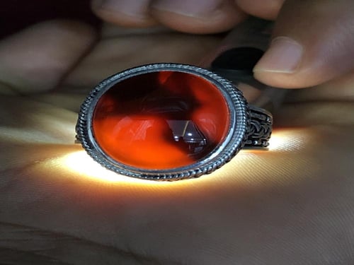 خاتم فضه بحجر العقيق اليماني المزعفر صياغة سلك نجر...