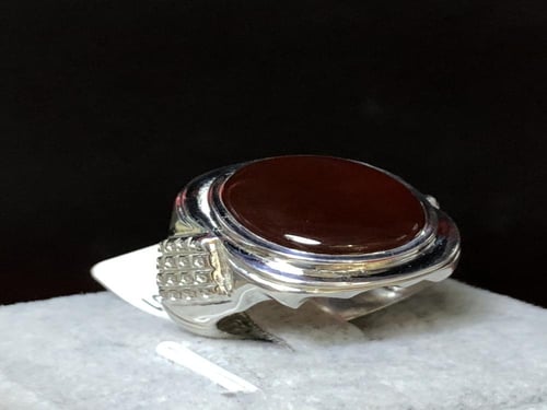 خاتم فضه بحجر العقيق اليماني الاحمر القاني صياغة ح...