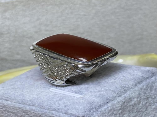 خاتم فضه بحجر العقيق اليماني الأحمر المربعي صياغة...