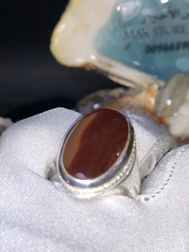 خاتم فضه بحجر العقيق اليماني الكرزي صياغة عقيل