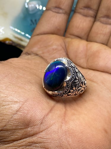 خاتم الفضة بحجر آوبال فل فاير بصياغة الاستاذ جراح...