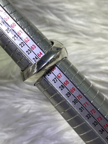 خاتم فضه بحجر العقيق اليماني الطبيعي صياغه بحرينيه...