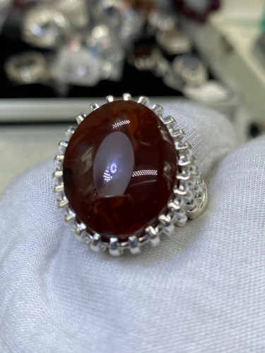 خاتم الفضة بحجر العقيق اليماني المزعفر بصياغة حماد...