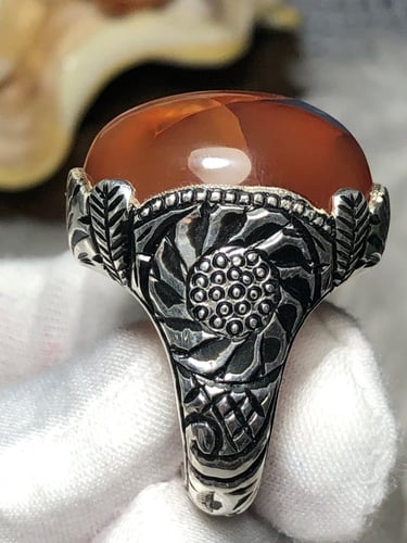 خاتم فضه بحجر العقيق اليماني راهيه صياغه حفر غلام