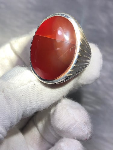 خاتم فضه بحجر العقيق اليماني صياغه بحرينيه (عقيل)