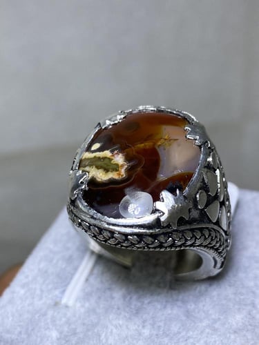 خاتم فضه بحجر العقيق اليماني المزعفر اصياغة يمانيه...