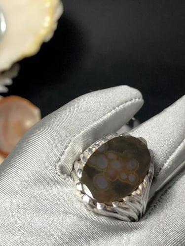 خاتم فضه بحجر العقيق اليماني كرزي مزعفر. صياغه بحر...