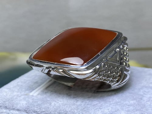 خاتم فضه بحجر العقيق اليماني الأحمر المربعي صياغة...