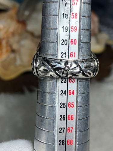 خاتم فضه بحجر العقيق اليماني راهيه صياغه حفر غلام