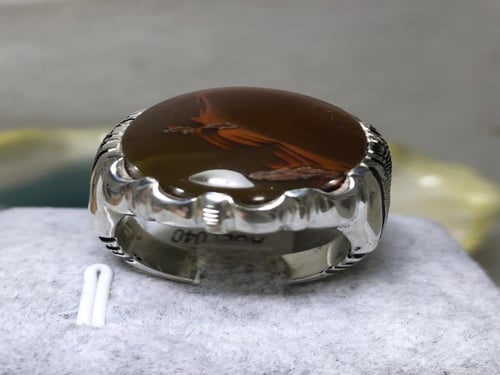 خاتم فضه بحجر العقيق اليماني المزعفر الزيتي صياغة...