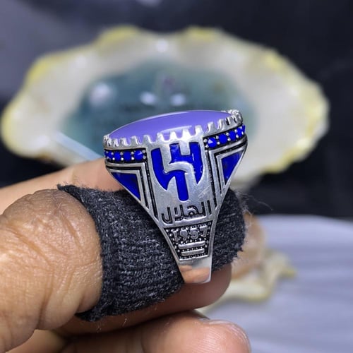 خاتم فضه بحجر العقيق اليماني صياغة منقوشه بشعار ال...