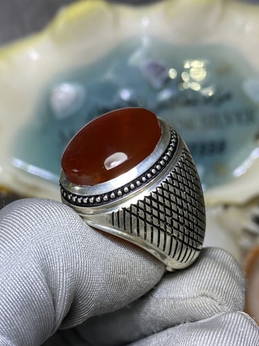 خاتم فضه بحجر العقيق اليماني صياغة المايسترو امين