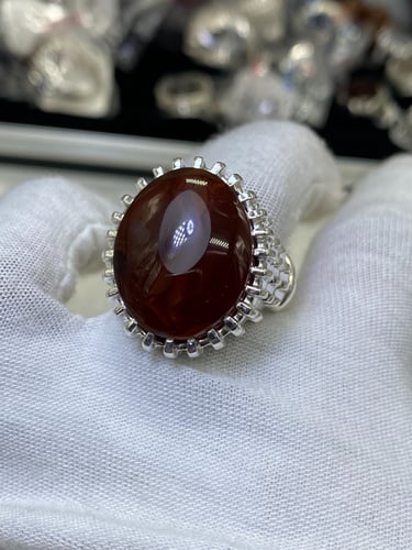 خاتم الفضة بحجر العقيق اليماني المزعفر بصياغة حماد...