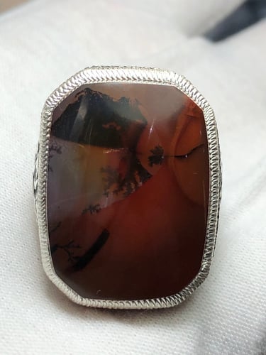 خاتم فضه بحجر العقيق اليماني المزعفر صياغه بحرينيه...