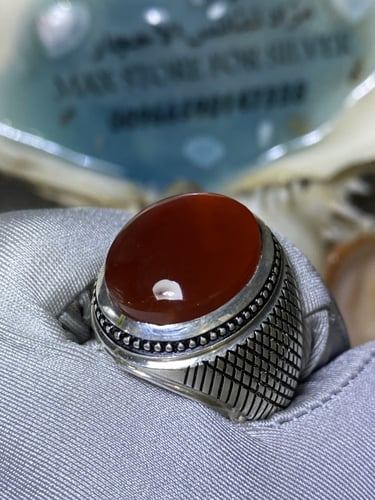 خاتم فضه بحجر العقيق اليماني صياغة المايسترو امين