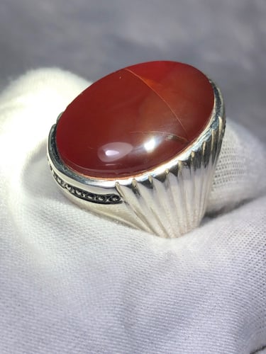 خاتم فضه بحجر العقيق اليماني صياغه بحرينيه (عقيل)