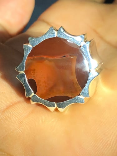 خاتم فضه بحجر العقيق اليماني الزعفراني بصياغة يدوي...